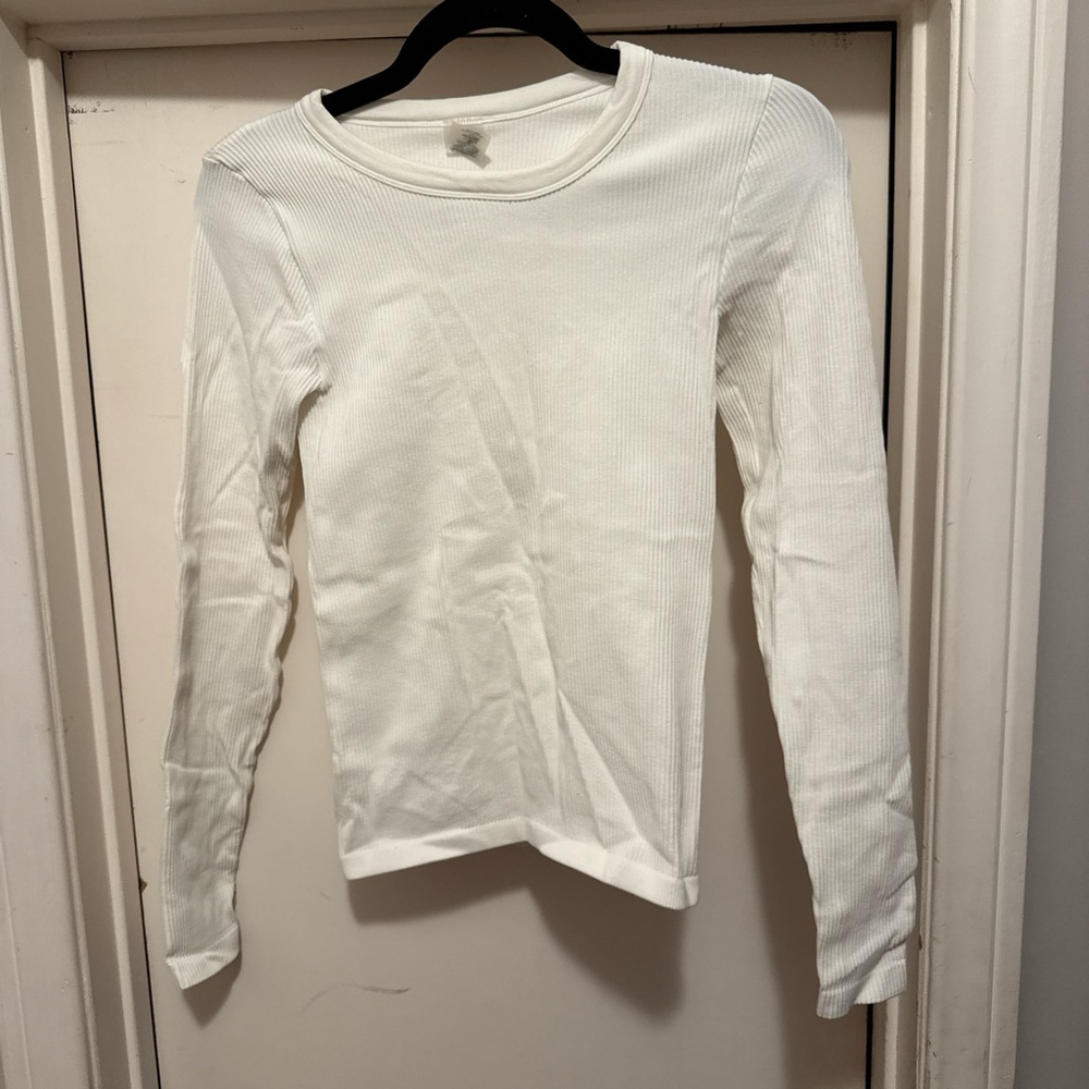 Aritzia Sunday Best White Ribbed Long Sleeve Top